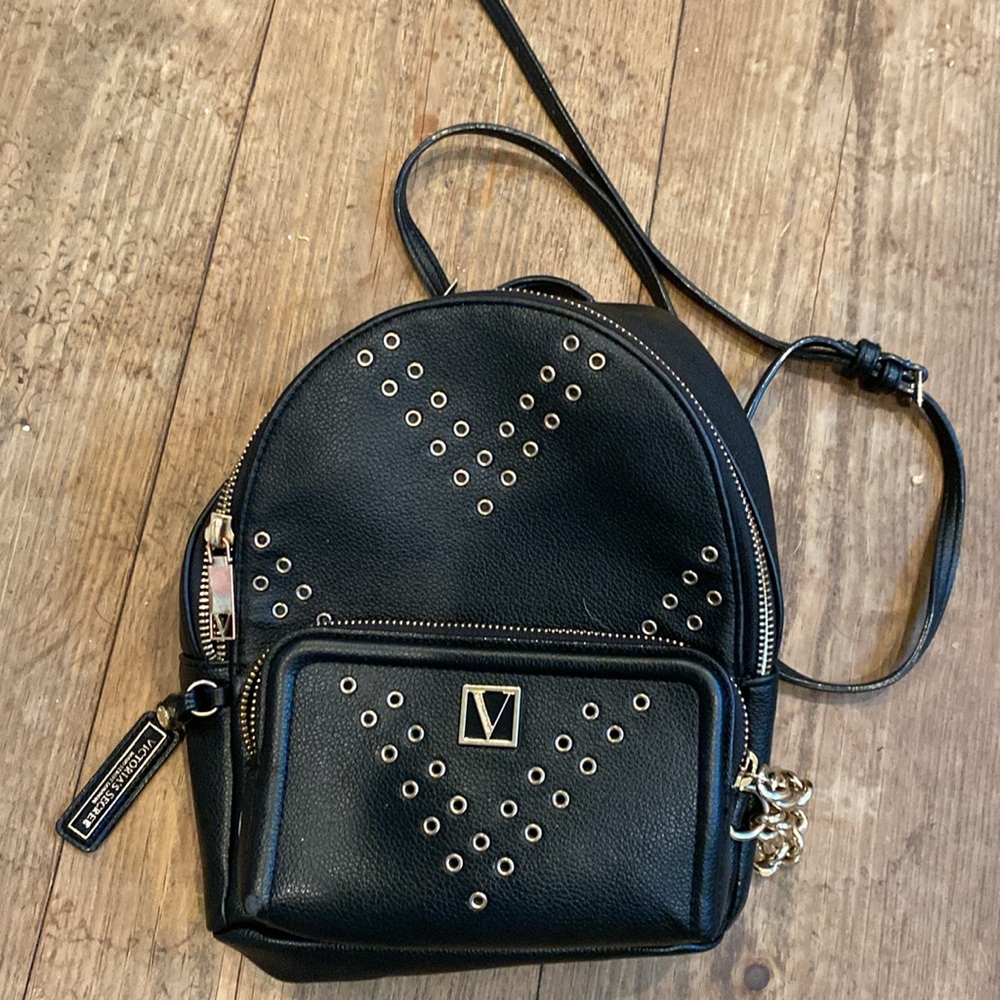 Preowned cute Victoria’s Secret small mini backpack - Picture 4 of 7